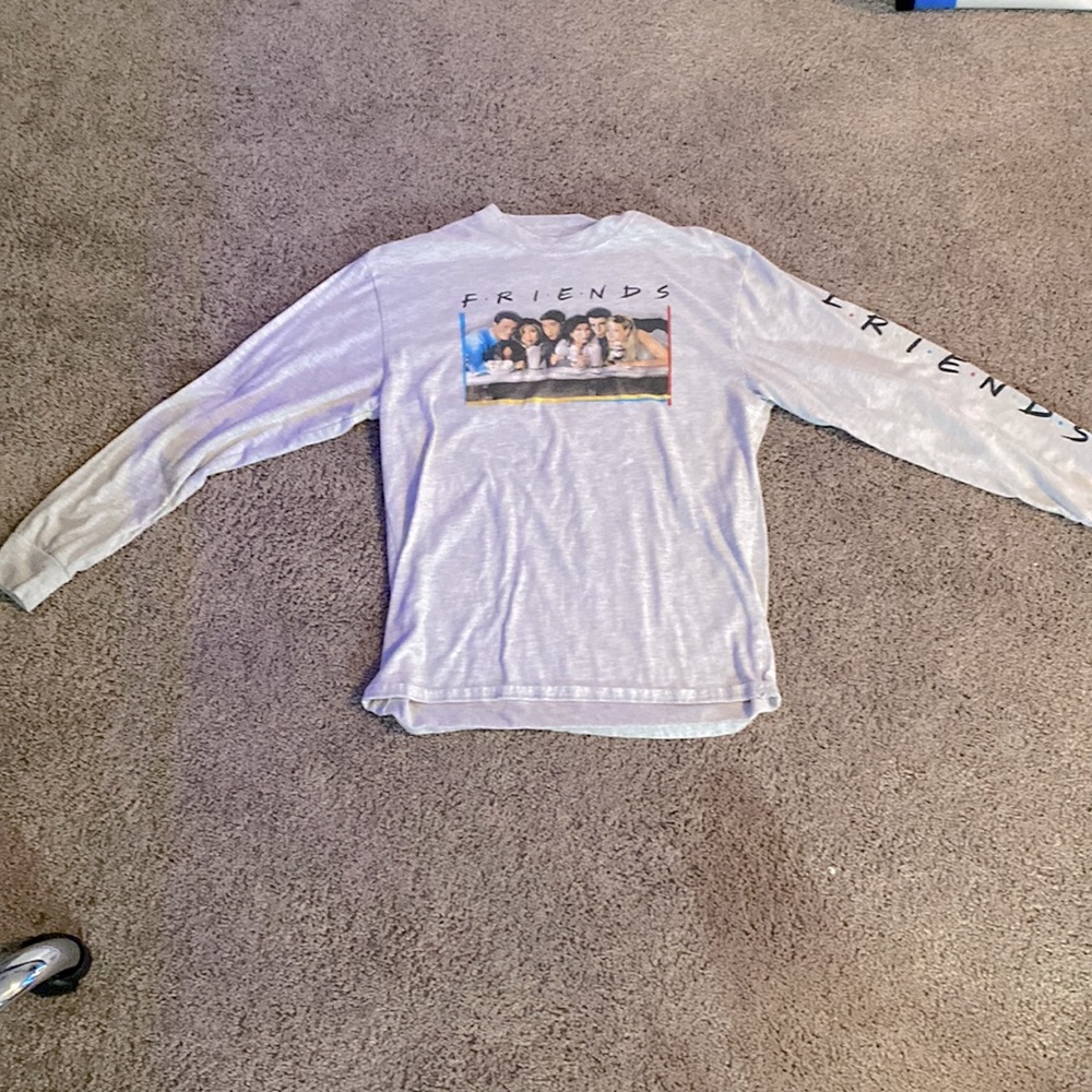 f•r•i•e•n•d•s long sleeve t-shirt